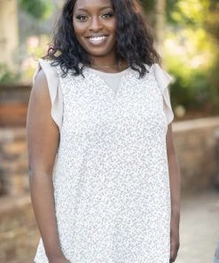 Boutique Simplified Apparel Delicate Nature Ruffle Sleeve