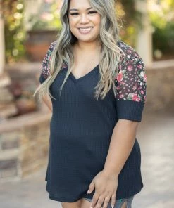 Boutique Simplified Sheer Beauty Short Sleeve 9 Boutique Simplified Sheer Beauty Short Sleeve