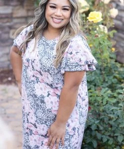 Boutique Simplified Lacy Floral Swing Dress