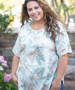 Boutique Simplified Forever In Paradise Short Sleeve Tunic