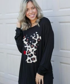 Boutique Simplified Sherpa Reindeer Pullover