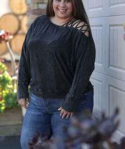 Boutique Simplified Essential Minerals Lattice Shoulder Top