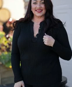 Boutique Simplified R&R Long Sleeve Top