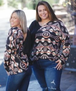 Boutique Simplified Carefree Twist Back Top