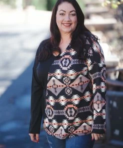 Boutique Simplified Carefree Twist Back Top