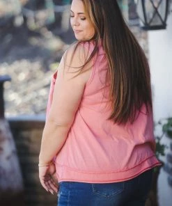 Boutique Simplified Cora-lina Sleeveless Top