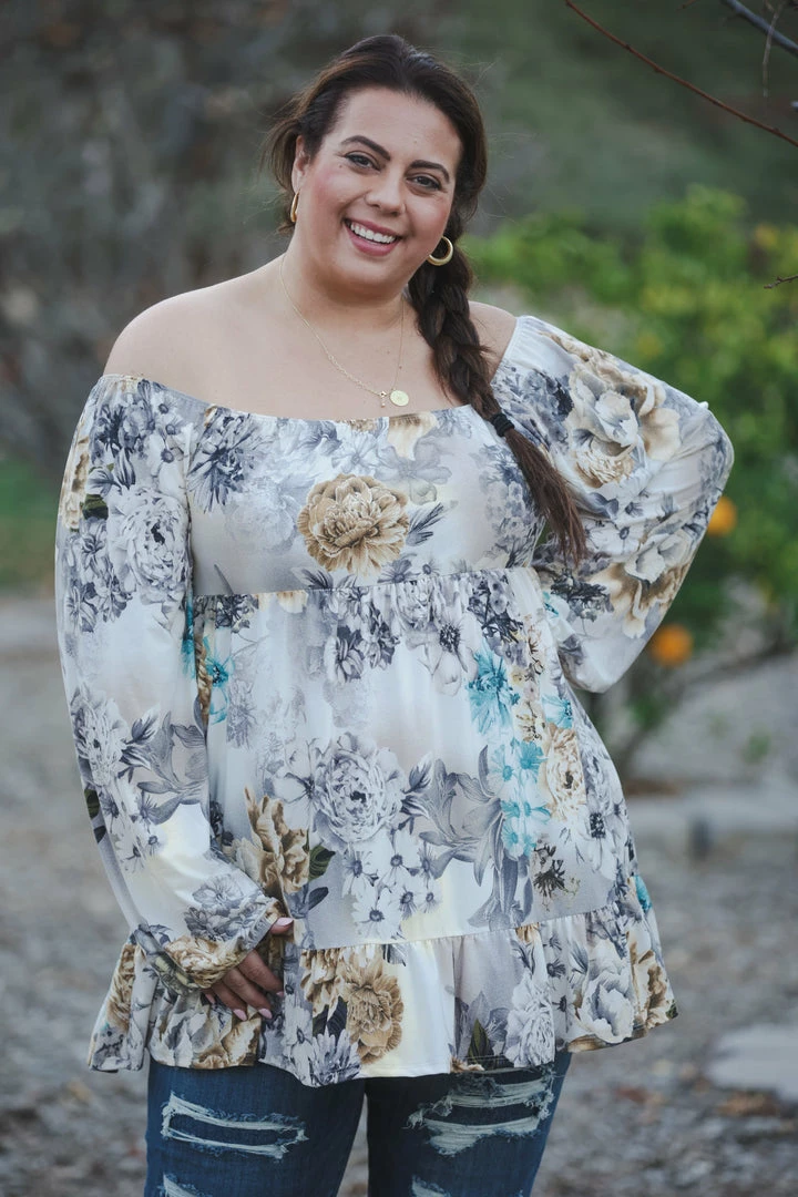 Boutique Simplified Sketched In Floral Ruffle Tunic 4 Boutique Simplified Sketched In Floral Ruffle Tunic