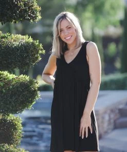 Boutique Simplified Feeling Ruffled Swing Dress - Black