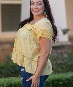 Boutique Simplified Sweet As Honey Woven Top