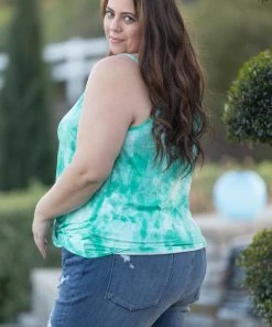 Boutique Simplified Incomplete Without You Twist Tank