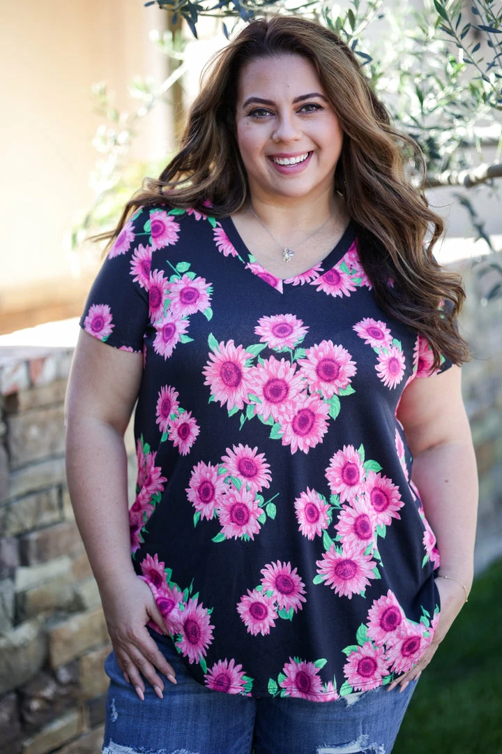 Boutique Simplified Pink Sunflowers Short Sleeve Top 3 Boutique Simplified Pink Sunflowers Short Sleeve Top