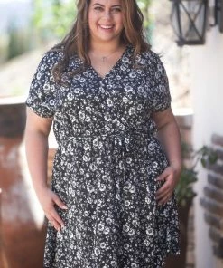 Boutique Simplified Temptations Strong Surplice Dress