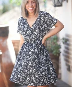 Boutique Simplified Temptations Strong Surplice Dress