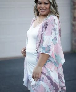 Boutique Simplified Sitting, Waiting, Wishing Kimono