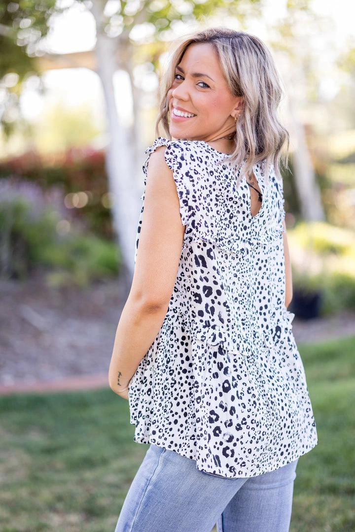 Boutique Simplified Meet You With A Smile Apparel 3 Boutique Simplified Meet You With A Smile Apparel