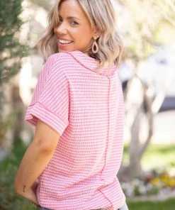 Boutique Simplified Groovy Knit Short Sleeve