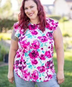 Boutique Simplified Vivacity For Life Flutter Sleeve