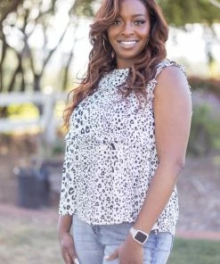 Boutique Simplified Meet You With A Smile Apparel 9 Boutique Simplified Meet You With A Smile Apparel