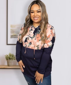 Boutique Simplified Apparel Serendipity Hooded Pullover