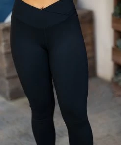 Boutique Simplified Apparel Perfect Curves Crop Leggings