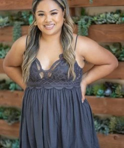 Boutique Simplified Complete Me Tunic - Charcoal