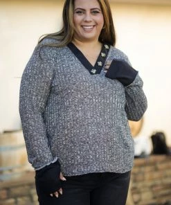 Boutique Simplified One And Only Thumbhole Top