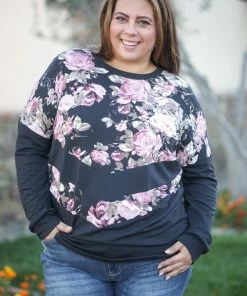 Boutique Simplified Timeless Floral Pullover