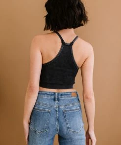 Trendsi Delmar Scoop Neck Cropped Cami