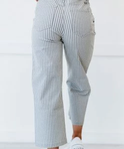 Trendsi Kancan Emerson Pinstripe Wide Leg Cropped Jeans Trousers + Leggings + Denim 11 Trendsi Kancan Emerson Pinstripe Wide Leg Cropped Jeans Trousers + Leggings + Denim