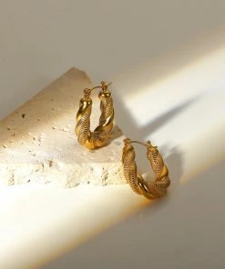 Trendsi Devoted To You Twisted Hoop Earrings