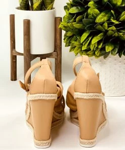 Apparel Qupid Cascade Wedge In Toffee