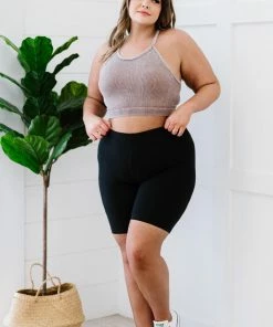 Trendsi Delmar Scoop Neck Cropped Cami