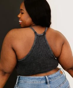 Trendsi Delmar Scoop Neck Cropped Cami