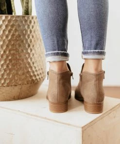 Shoes MIA Cliff Bootie In Tan