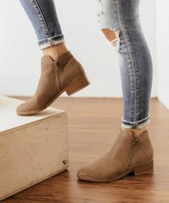 Shoes MIA Cliff Bootie In Tan