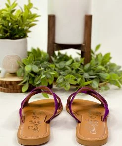 Naughty Monkey Conga Sandal In Fuchsia Apparel