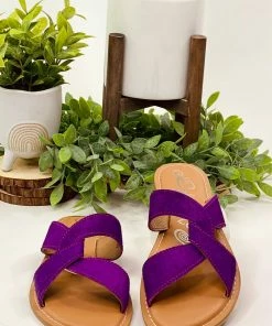 Naughty Monkey Conga Sandal In Fuchsia Apparel