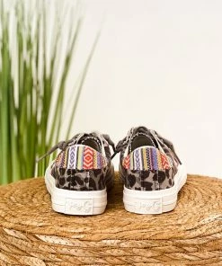 Very G Cosmic Sneaker In Grey Apparel