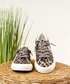 Very G Cosmic Sneaker In Grey Apparel