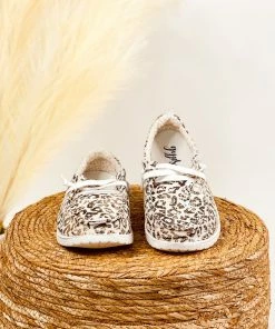 VERY G Apparel Gypsy Jazz Jazzy Sneaker In Cream