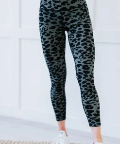 Trendsi Move Like A Cheetah Leggings Apparel