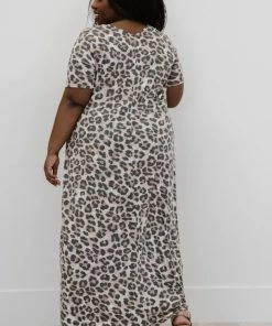 Trendsi Born To Be Wild Leopard Print Maxi Dress