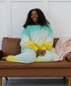 Trendsi Apparel Summer Breeze Ombre Cropped Sweatshirt