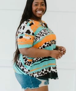 Trendsi GHG- Shop Singles Abstract Art Printed Notched Tee Shirt (GHG-S)