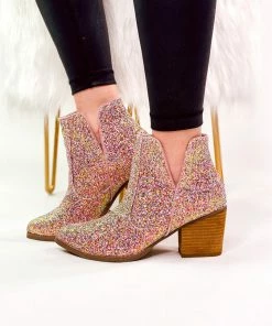 Apparel Not Rated Fiera In Pink