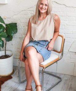 GiGio Kennedy Kelly Raw Hem Tank Apparel