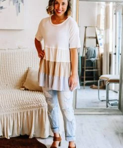 Grey House Goods Apparel Hopes Tiered Color Block Blouse 17 Grey House Goods Apparel Hopes Tiered Color Block Blouse