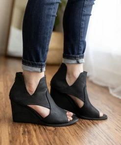 Shoes Very G Hollyridge Wedge In Black
