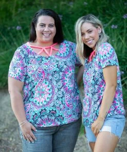 Boutique Simplified Psychedelic Paisley Criss Cross Top