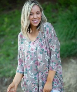 Boutique Simplified Cappuccino Floral 3/4 Sleeve Top